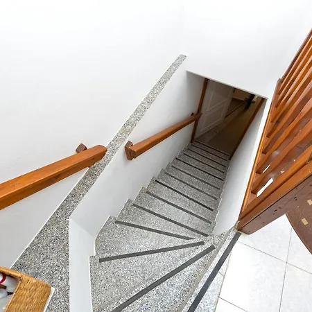 Center 1053 * Rovinj